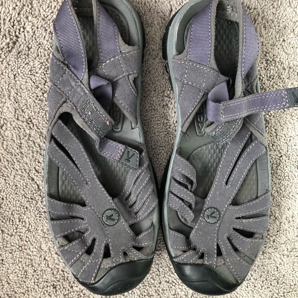 Keen Sandals sz 8